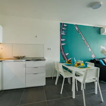 Apartamento Fuered By Interhome