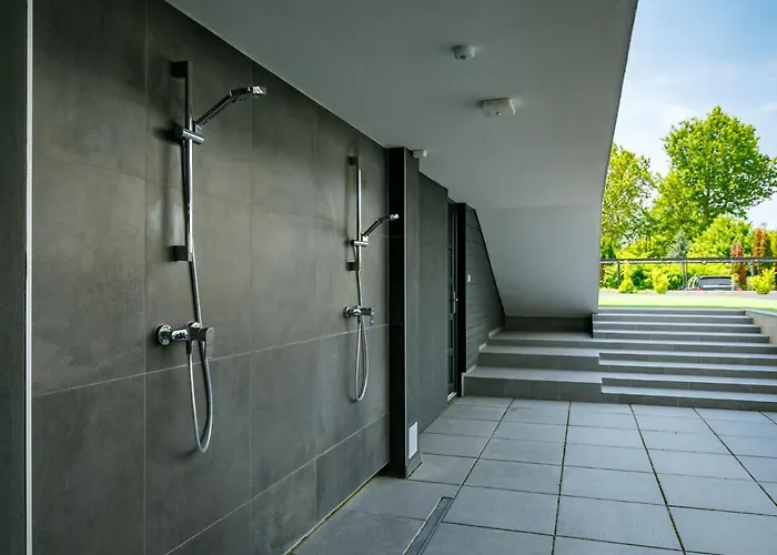 Fuered By Interhome *